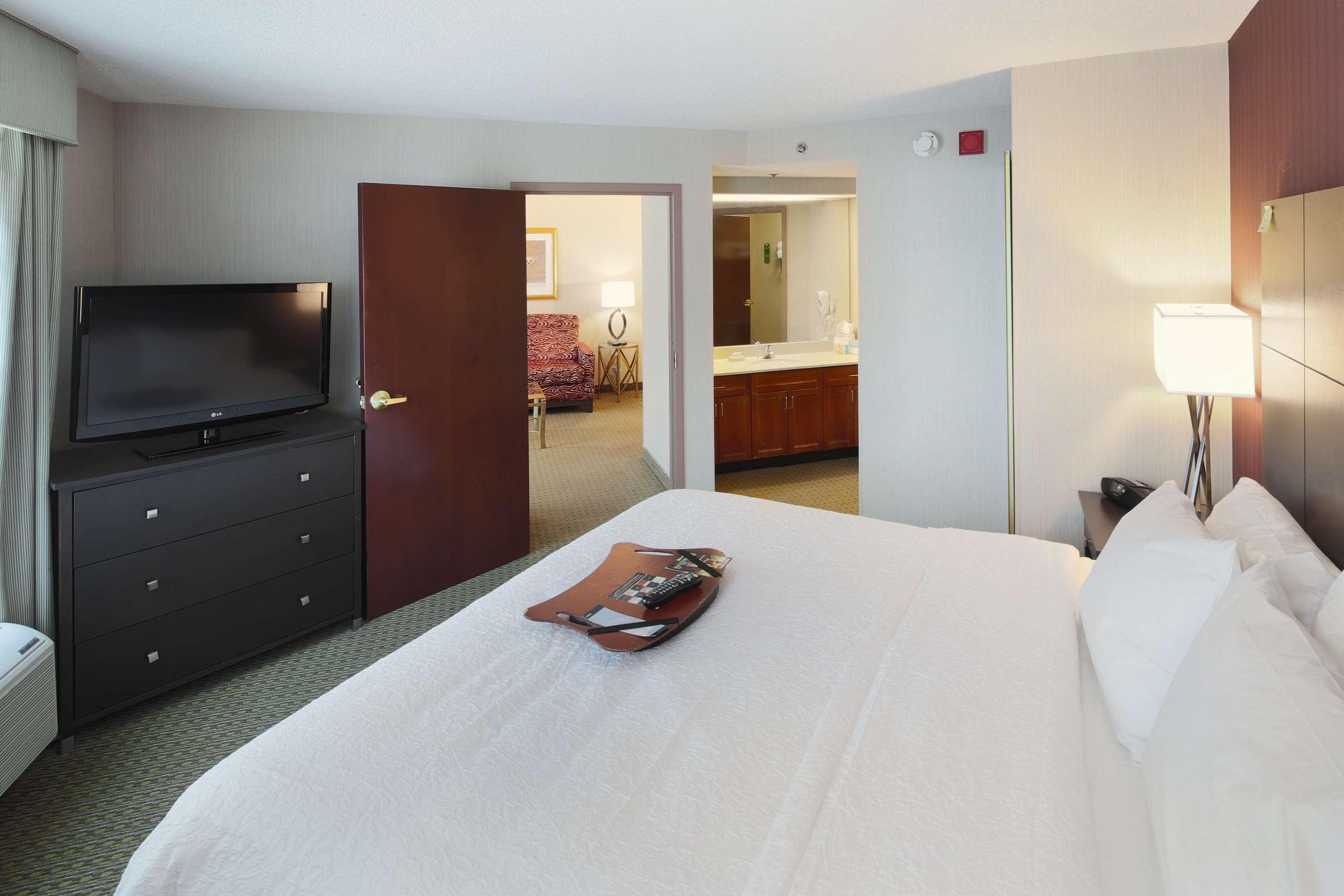 Hampton Inn & Suites Arlington Crystal City Dca Extérieur photo