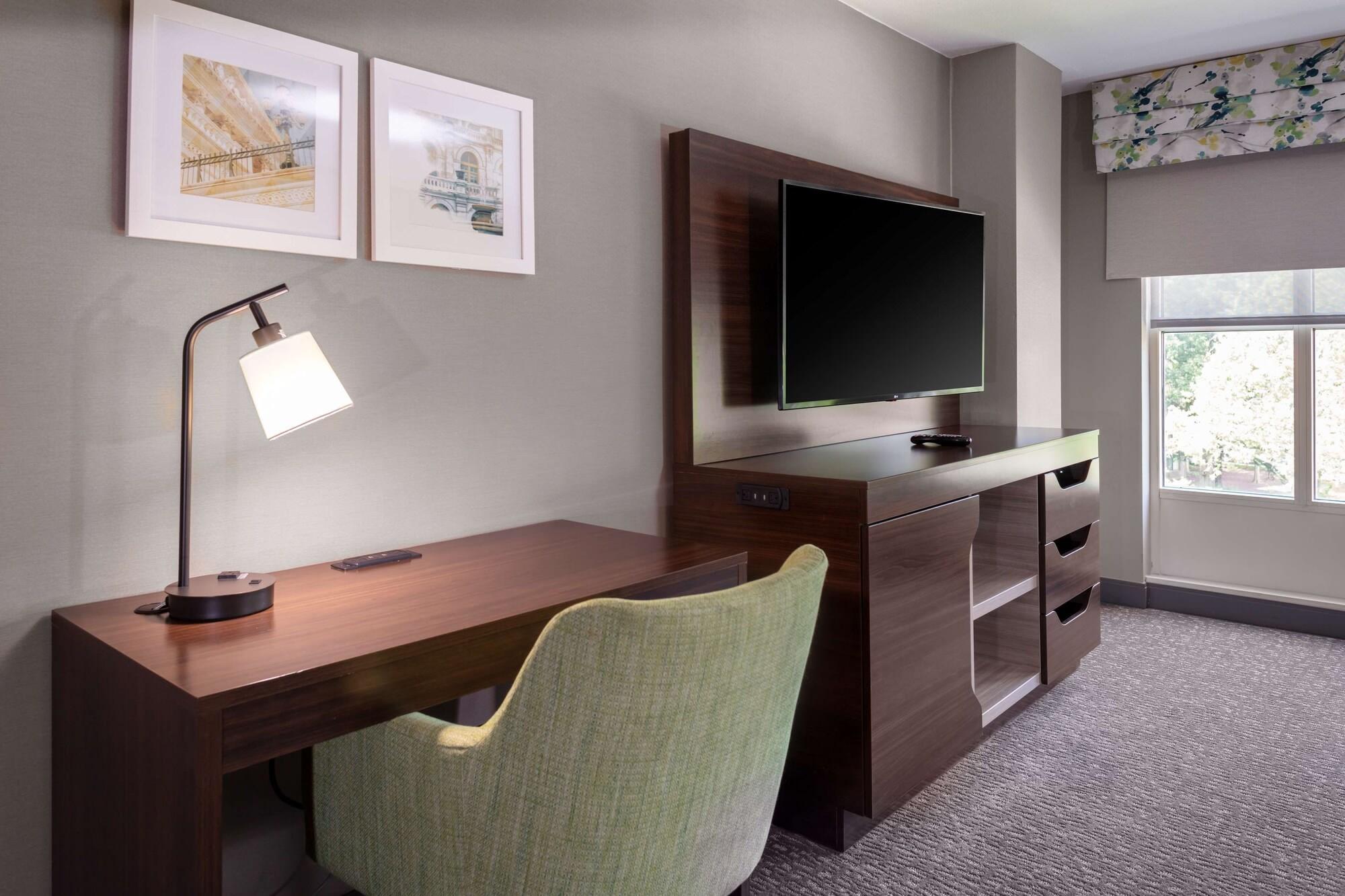 Hampton Inn & Suites Arlington Crystal City Dca Extérieur photo