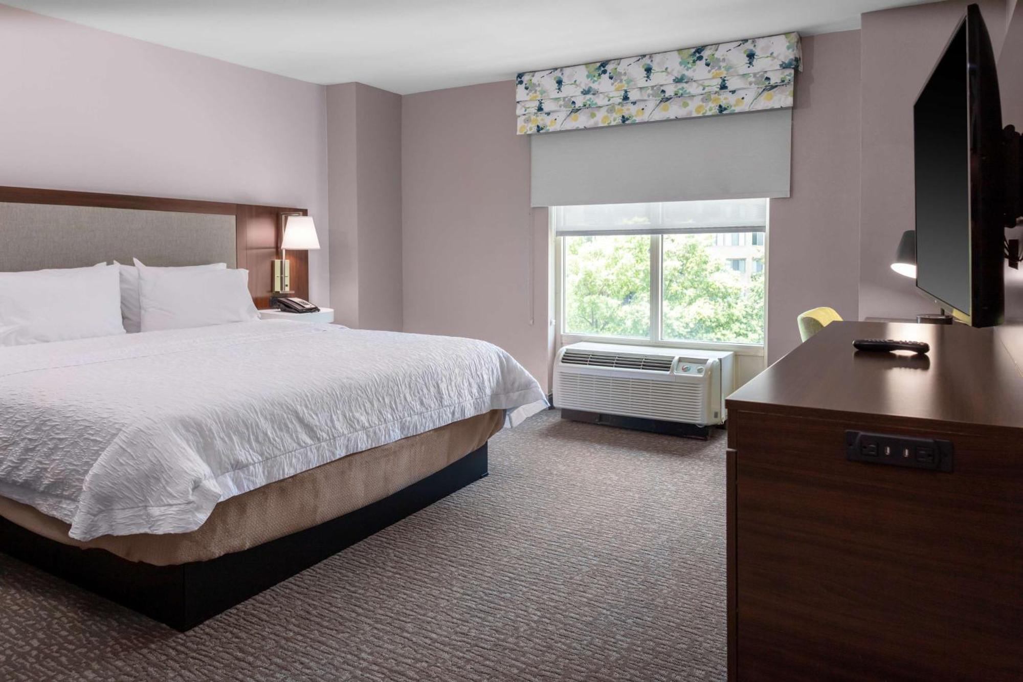 Hampton Inn & Suites Arlington Crystal City Dca Extérieur photo